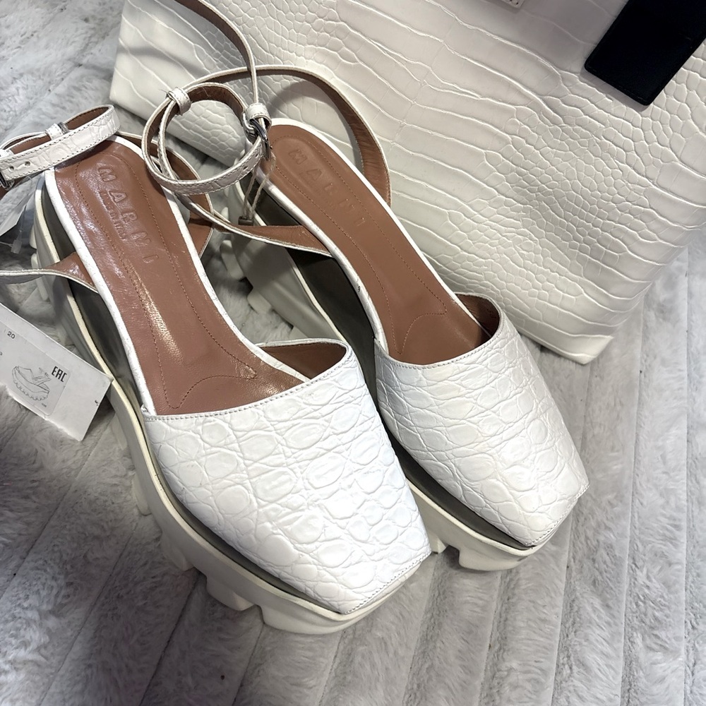 🏷️NWT💎 Rare MARNI Croc Embossed White Leather Platform Slingback Sandals 38-38.5